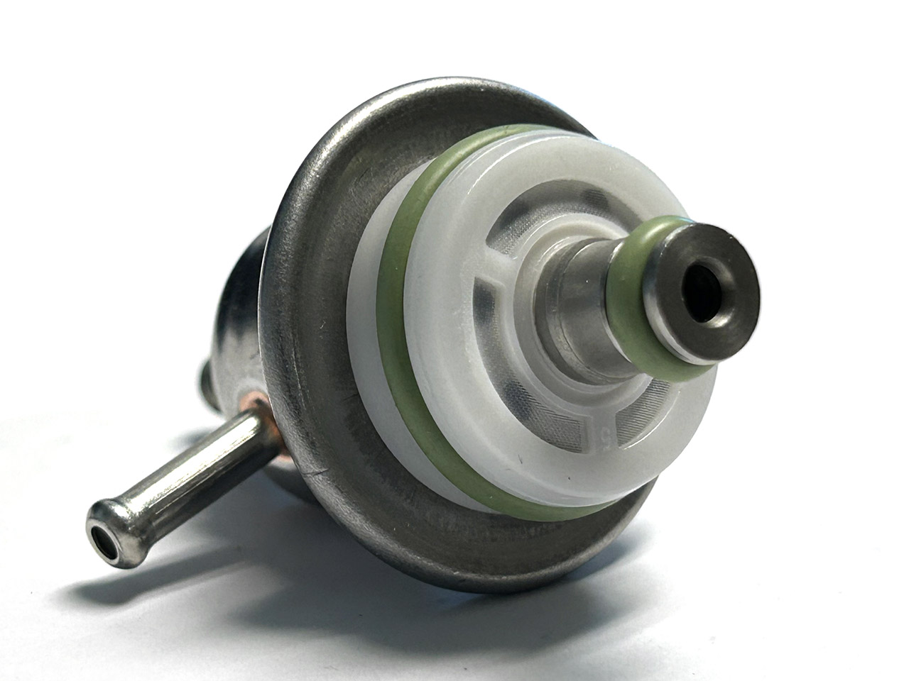 Adjustable fuel pressure regulator, VW + Audi