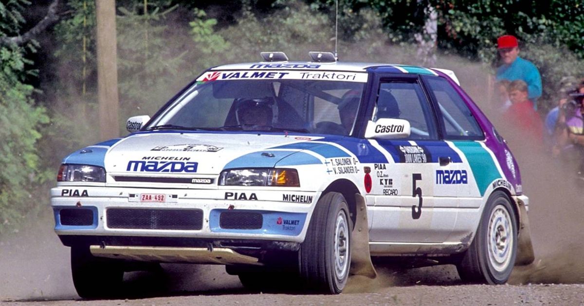 Mazda 323 GTX rally